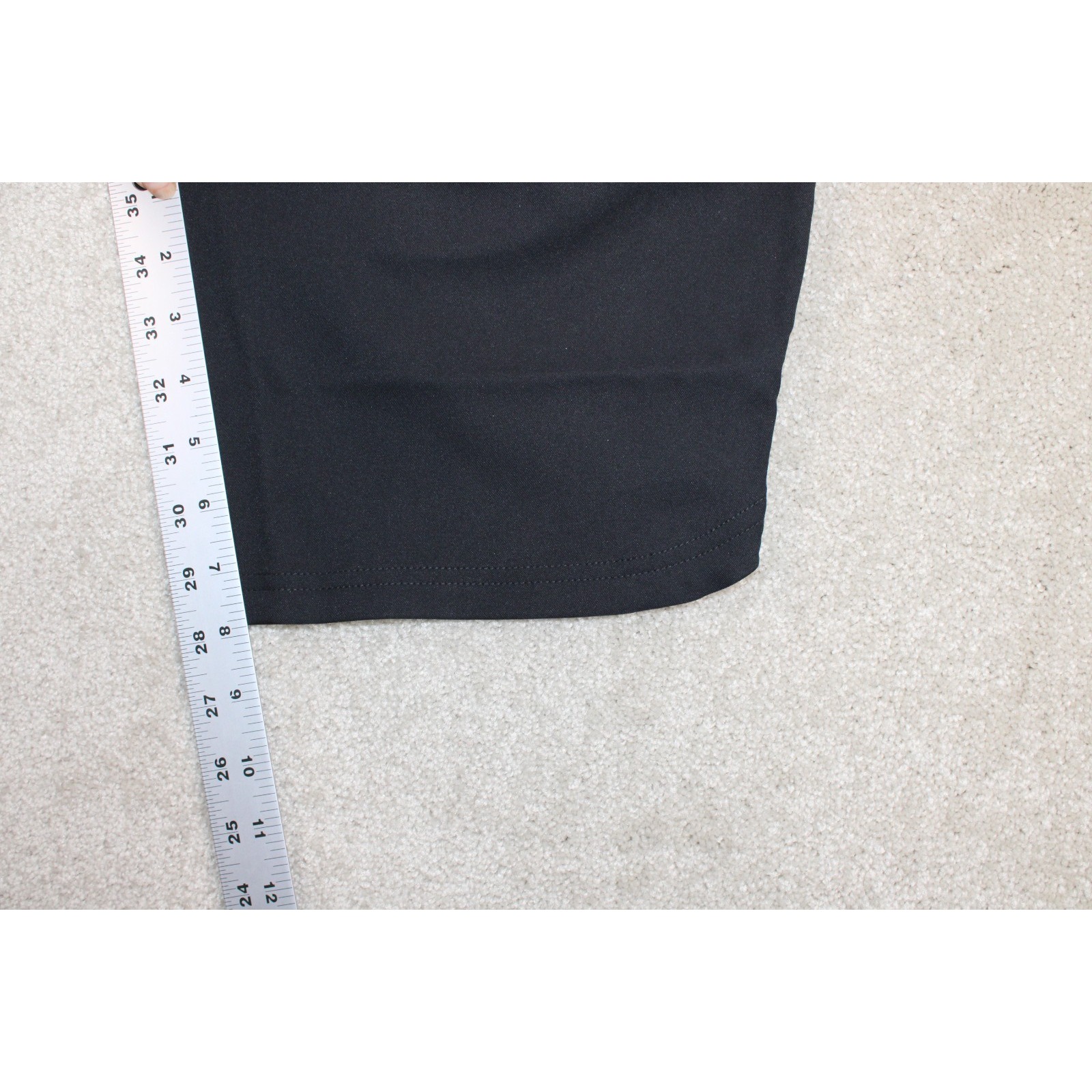 $65 Puma Womens Bermuda Golf Chino Shorts 8" Sz Xs Black Upf 50 Stetch Waist Nwt — image 5 of 8